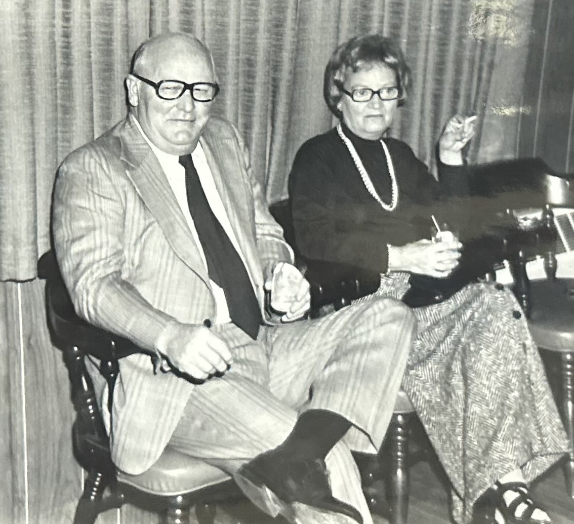 Couple_black_and_white_photo